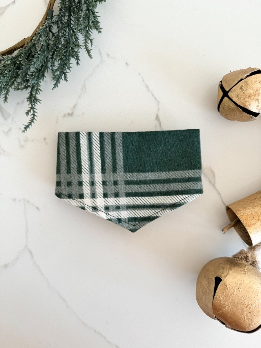 Tree Picking Cat Bandana